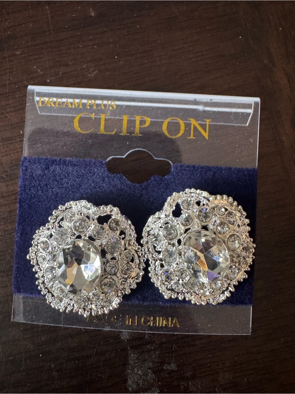 Dream Plus, Elegant Design Silver Crystal 
Clip-On  Earrings 💕